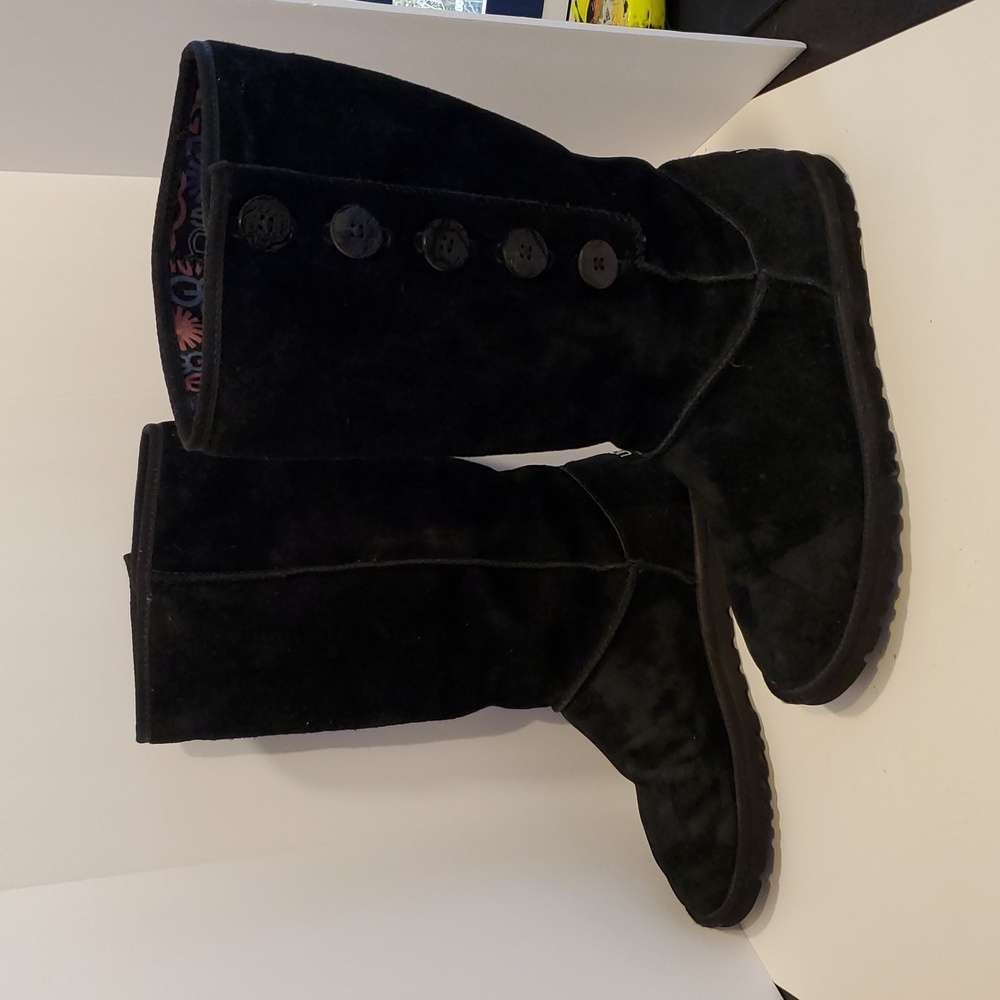 UGG Australia 3387 Womens Black Suede Lo Pro Button Fold Over Logo Boots Size 7 - Picture 4 of 15